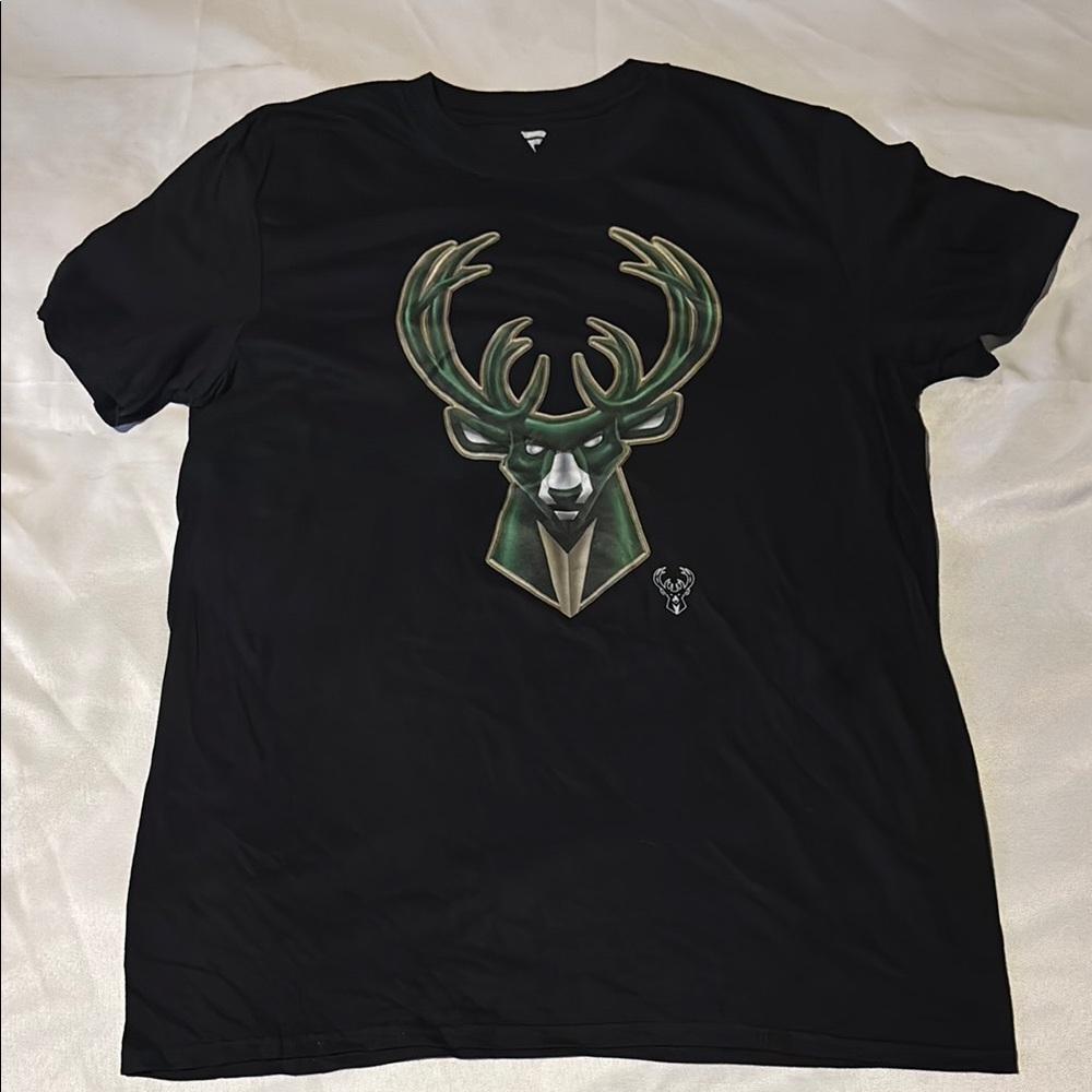 Fanatics Milwaukee Bucks Tee